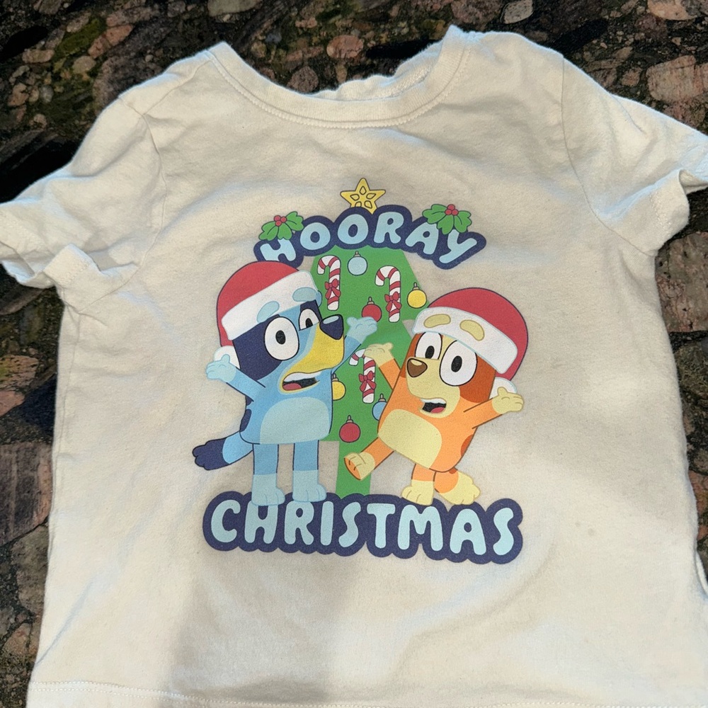 Old Navy Cream Kids Bluey Christmas Tee